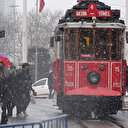 Taksim beyaza büründü