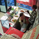 Çiğ köfteyi 'acılı' bulan müşteri, genç çalışanı yumrukladı