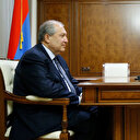 Paşinyan'dan Ermenistan Cumhurbaşkanına: Darbecilerle birlikte hareket ediyorsun