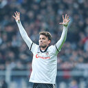 Sergen Yalçın'dan Adem Ljajic’e
çilingir görevi