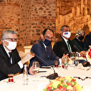 Liderler zirvesi öncesi Türk ve AB'li yetkililerden ön görüşme