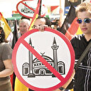 Avrupa’da ırkçılık hız kesmiyor: Saldırı, hakaret, sınırlama