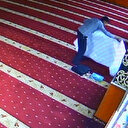 Diyarbakır’da camiye giren hırsız ses cihazını kefene sarıp çaldı