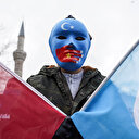 Beyazıt'ta toplanan Doğu Türkistanlılar'dan Çin Dışişleri Bakanına protesto: Soykırımı durdurun!