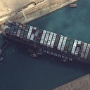 Süveyş Kanalı'nda karaya oturan gemi yüzdürüldü