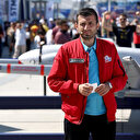 Selçuk Bayraktar Türk mühendisler tarafından tasarlanan robot uçağı paylaştı: Köklerden göklere