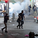 İsrail polisi sabah namazı sonrası Mescid-i Aksa'dan çıkan cemaate müdahale etti: 10 yaralı