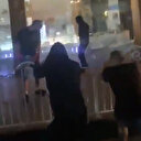 İsrail’de Yahudiler Arapların dükkanlarına saldırdı