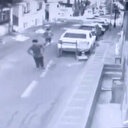 İstanbul'da boşanma aşamasındaki eşini kaçırmaya çalıştı: Yakınlarını otomobille ezdi