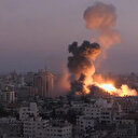 İsrail, Gazze'deki "Hükümete ait Ensar kompleksi" binasını vurdu