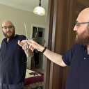 Maganda kurşunu camı kırıp yatak odasına girdi: Çocuklar uyurken sekerek gardıroba isabet etti