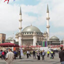 Taksim Camisi'nde ilk sela okundu