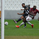 Beşiktaş'tan Galatasaray'a: "Sizden alkış istemiyoruz, gölge etmeyin yeter!"