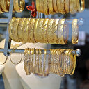 Kuyumcuda 40 bin lira değerinde altını eline aldı ’en ağırları bunlar mı’ diye sorup altınlarla birlikte kaçtı