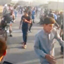 Sivillere uçaksavarla ateş açtılar