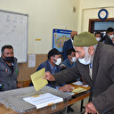 Yedi yıl aradan sonra bir ilk: Yeniden sandık başına gittiler