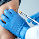 Bakan Koca duyurdu: Müzisyen film ve dizi prodüksiyon ekipleri yarından itibaren aşı olabilir