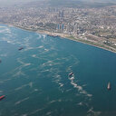 Marmara denizinde etkisini sürdüren müsilaj havadan görüntülendi