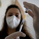 Aşılama hız kazandı: Türkiye'de yapılan toplam aşı sayısı 33 milyonu aştı