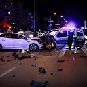 Aşırı hız yapan alkollü sürücü polis noktasına daldı: Dört yaralı var