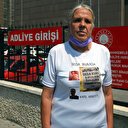 Öldürülen kızının mezar taşı fotoğraflı tişörtüyle duruşmaya geldi: Birileri görsün