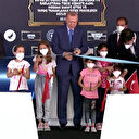 Cumhurbaşkanı Erdoğan Hatay Stadı'nın açılışını kendisine 'Tayyip Dede' diye seslenen çocuklarla yaptı