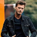 Kıvanç Tatlıtuğ da Sağlık Bakanlığı'nın aşı kamu spotunda yer aldı: Şimdi sıra bizde, aşı olalım