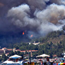 Marmaris'te yangın paniği: Turistler korku dolu bakışlarla izledi