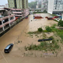 Rize'de sel baskını: Dereler taştı, evleri su bastı