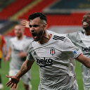 Ghezzal'da düğüm çözüldü: Hem oyuncu hem de kulübüyle anlaşma sağlandı