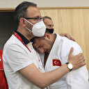 Bakan Kasapoğlu'ndan milli sporcuya: "Kendini üzme daha yolun açık"