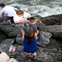 Bakırköy’de boğulmak üzere olan çocukları vatandaşlar kurtardı