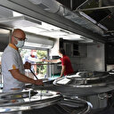 EGM’den yangın bölgelerinde yemek dağıtımı: Her öğün 10 bin kişilik yemek çıkıyor