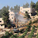 İşgalci İsrail güçleri Filistinli kardeşlere ait 3 evi yıktı