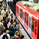 Alman makinistler greve gitti istasyonlar doldu taştı: Usanmış durumdayız