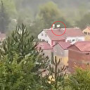 Sinop'ta sel felaketi: Çatıya çıkıp beyaz örtü sallayarak yardım istedi