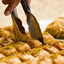 Kocaeli'de akılalmaz olay: Baklava yüzünden hayatını kaybetti