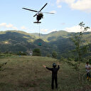 Sel felaketinin yaşandığı Bozkurt'ta elektriğin kesik olduğu köylere helikopterle jeneratör indirildi