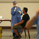 Yunanistan’da aşısızlara yönelik yeni kısıtlamalar getirildi: PCR testi ücretli