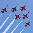 Türk Yıldızları yine nefes kesti: Büyük Taarruz için havalandılar