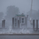 ABD'de kasırga nedeniyle 300 bin kişi elektriksiz