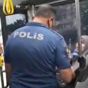 Maske karşıtı kadın bu kez de otobüsü karıştırdı: Yolculara 'pes' dedirtti