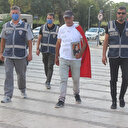 Ümit Yürüyüşü: Elinde kızının fotoğrafı sırtında Türk bayrağı ile Ankara’ya yürüyor