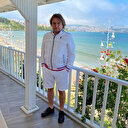 Meslektaşlarının ısrarlarına rağmen aşı olmayan doktor koronavirüse yenildi