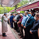Aşı yaptırmayan vaiz anne ve babasının ardından koronavirüs yüzünden hayatını kaybetti