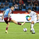 Trabzonspor 10 kişi kaldığı Alanyaspor maçından 1 puanla ayrıldı