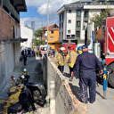 Ataşehir'de devrilen iş makinesinin altında kalan sürücü öldü: 'Atla dedim ama kurtarmaya çalışırken öldü'