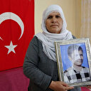 Muş’ta evlat nöbetini sürdüren anne oğluna kavuşacağı günü bekliyor: Allah HDP'yi kahretsin