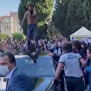 Boğaziçi Üniversitesi'nde rektörün makam aracının üzerine çıkan 10 kişi gözaltına alındı