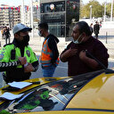 Taksim’de 2 taksi trafikten men edildi